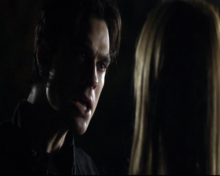 VampireDiariesWorld-dot-org_2x12TheDecent2213.jpg