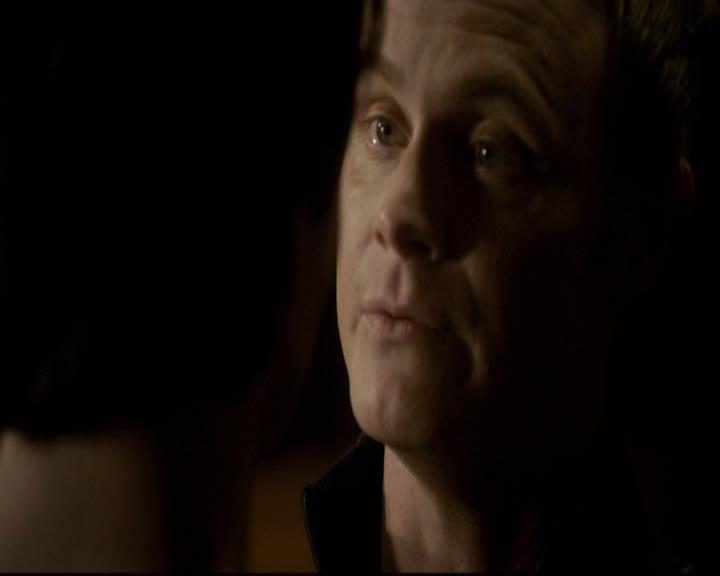 VampireDiariesWorld-dot-org_2x13DaddyIssues0829.jpg