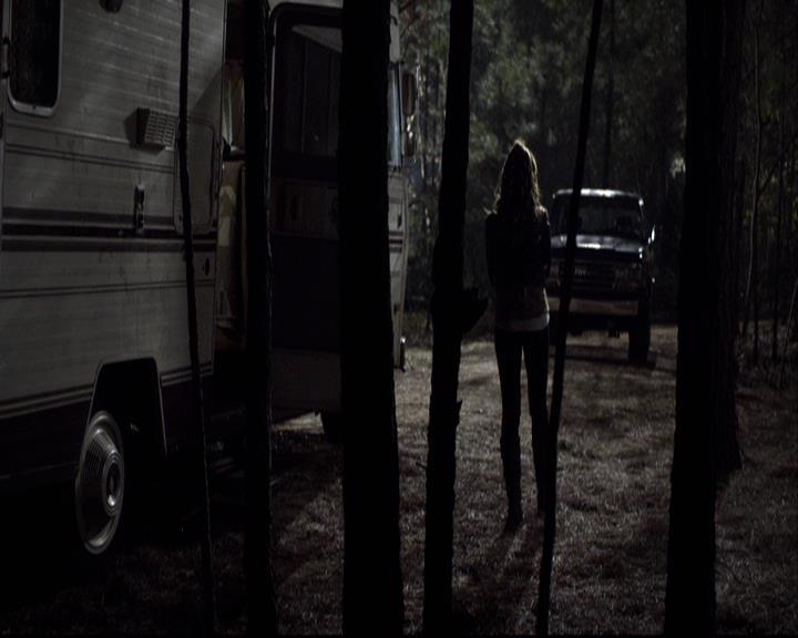 VampireDiariesWorld-dot-org_2x13DaddyIssues1290.jpg