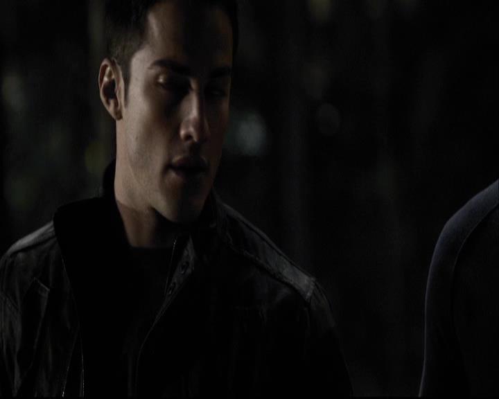 VampireDiariesWorld-dot-org_2x13DaddyIssues1332.jpg