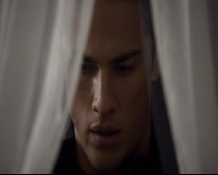 VampireDiariesWorld-dot-org_2x13DaddyIssues1799.jpg