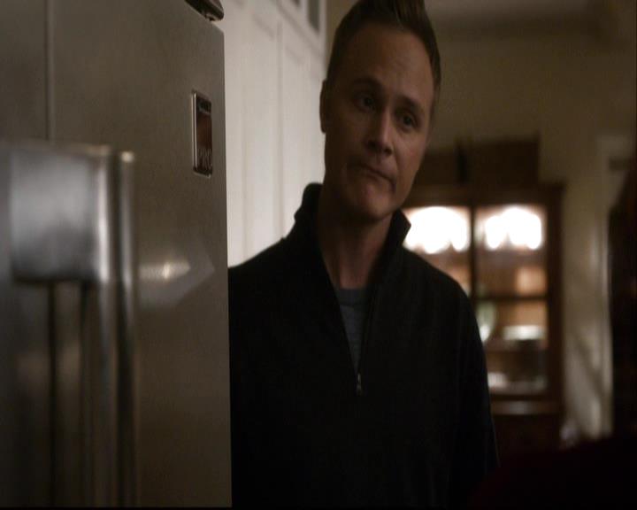VampireDiariesWorld-dot-org_2x13DaddyIssues1813.jpg