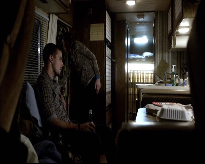 VampireDiariesWorld-dot-org_2x13DaddyIssues1934.jpg