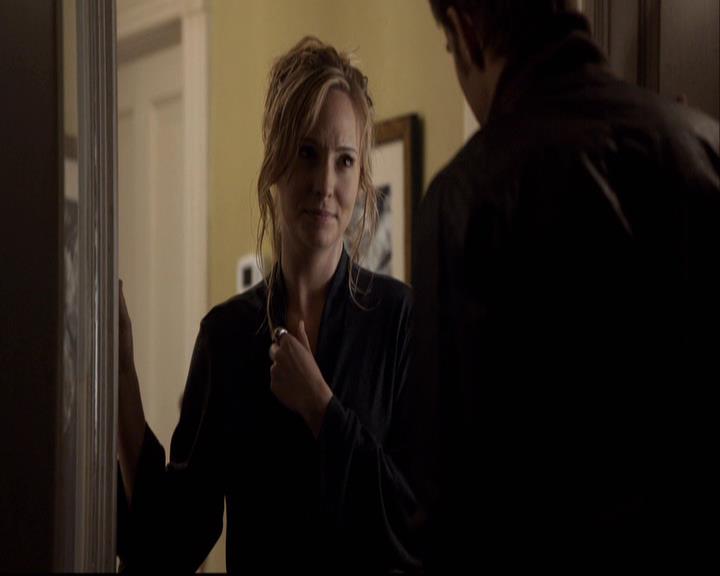 VampireDiariesWorld-dot-org_2x13DaddyIssues2042.jpg
