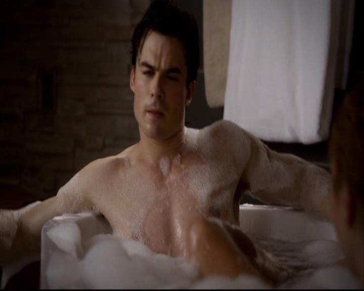 VampireDiariesWorld-dot-org_2x13DaddyIssues2107.jpg