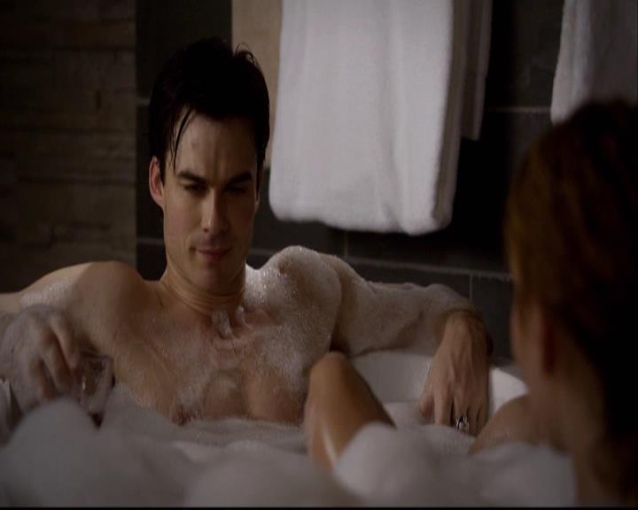 VampireDiariesWorld-dot-org_2x13DaddyIssues2109.jpg