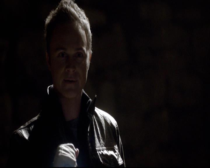 VampireDiariesWorld-dot-org_2x13DaddyIssues2256.jpg