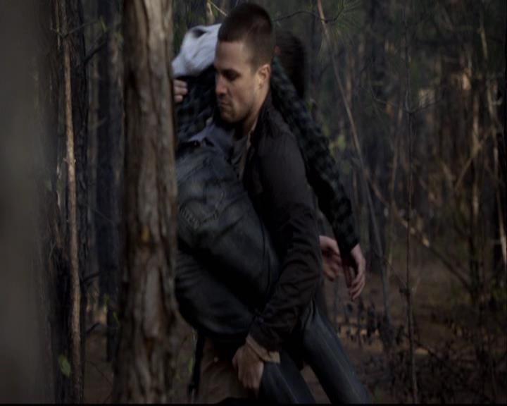 VampireDiariesWorld-dot-org_2x14CryingWolf0011.jpg