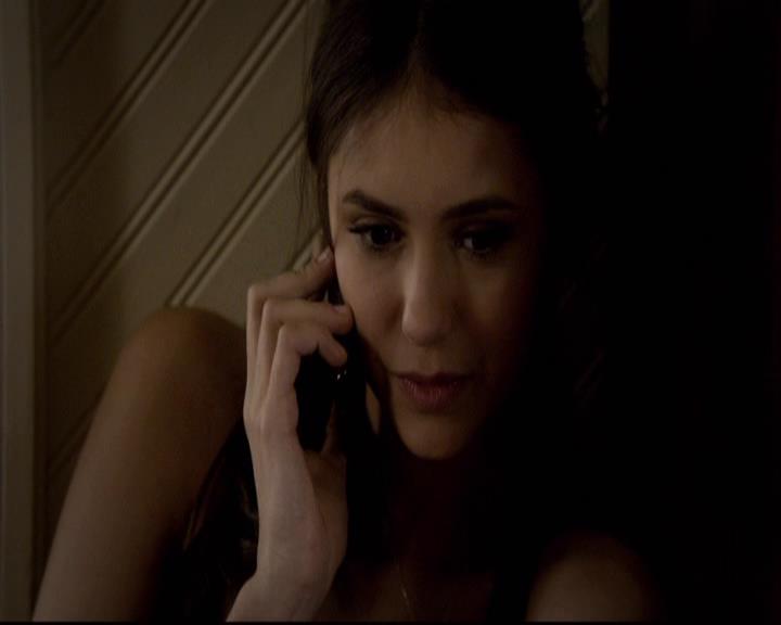 VampireDiariesWorld-dot-org_2x14CryingWolf0123.jpg