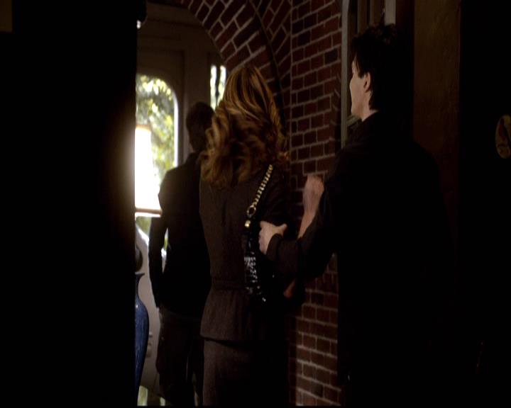 VampireDiariesWorld-dot-org_2x14CryingWolf0174.jpg