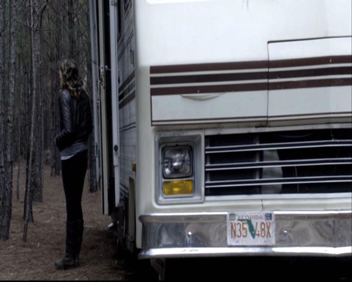 VampireDiariesWorld-dot-org_2x14CryingWolf0253.jpg