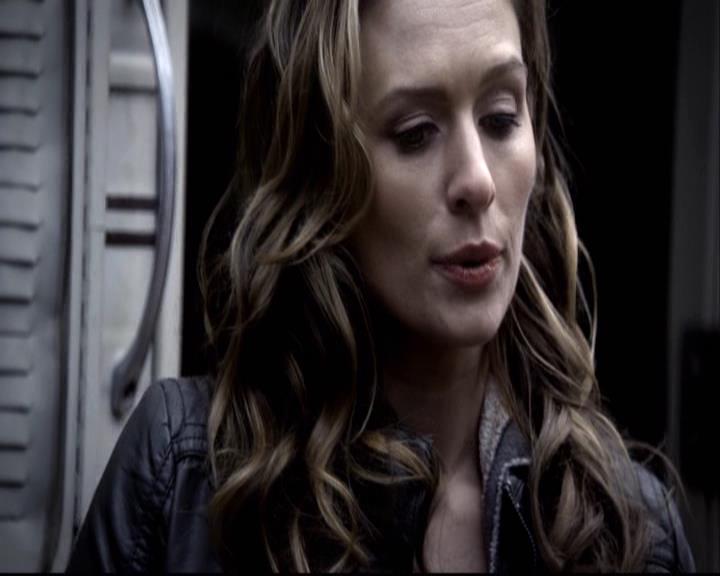 VampireDiariesWorld-dot-org_2x14CryingWolf0271.jpg
