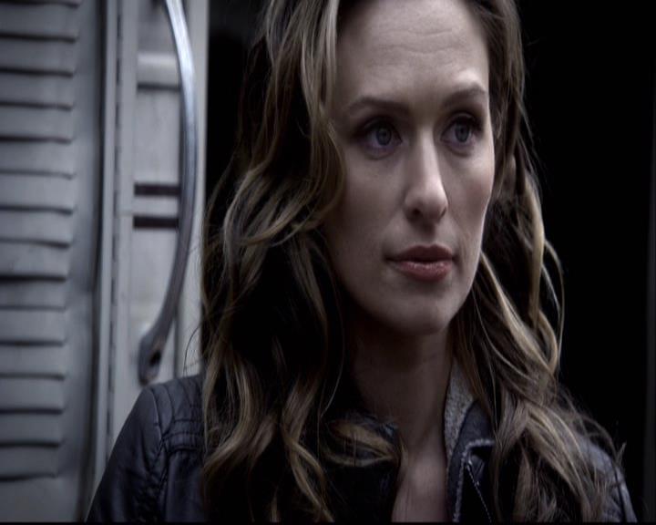 VampireDiariesWorld-dot-org_2x14CryingWolf0300.jpg