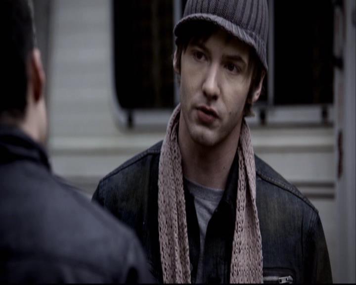 VampireDiariesWorld-dot-org_2x14CryingWolf0313.jpg