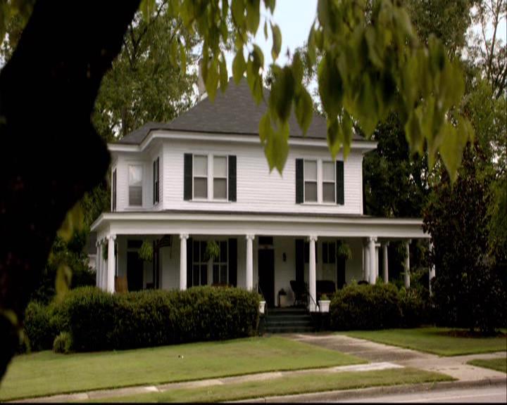 VampireDiariesWorld-dot-org_2x14CryingWolf0432.jpg