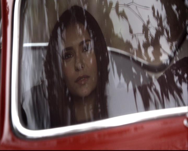 VampireDiariesWorld-dot-org_2x14CryingWolf0518.jpg