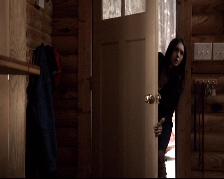 VampireDiariesWorld-dot-org_2x14CryingWolf0520.jpg