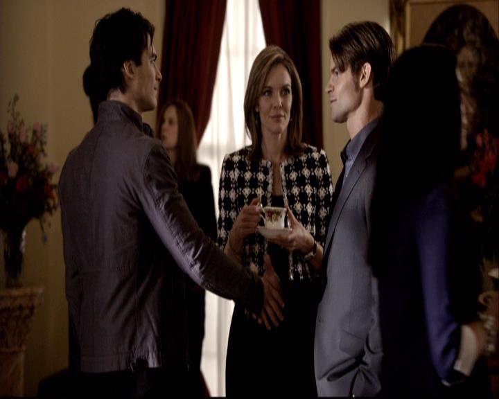 VampireDiariesWorld-dot-org_2x14CryingWolf0612.jpg