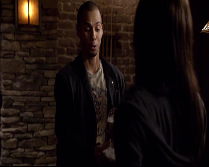 VampireDiariesWorld-dot-org_2x14CryingWolf0622.jpg