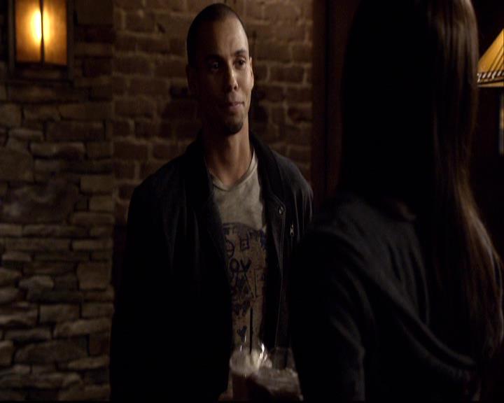 VampireDiariesWorld-dot-org_2x14CryingWolf0623.jpg