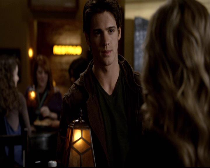 VampireDiariesWorld-dot-org_2x14CryingWolf0633.jpg