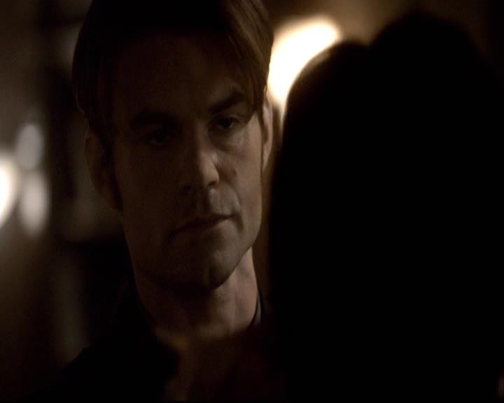 VampireDiariesWorld-dot-org_2x14CryingWolf0830.jpg