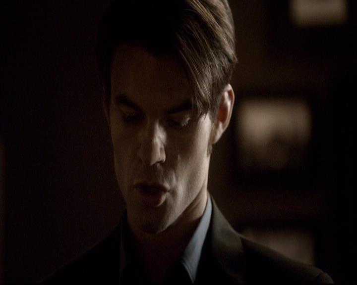 VampireDiariesWorld-dot-org_2x14CryingWolf0837.jpg