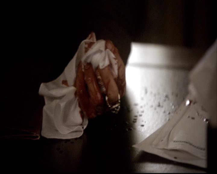 VampireDiariesWorld-dot-org_2x14CryingWolf0848.jpg