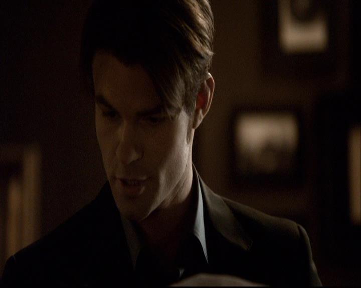 VampireDiariesWorld-dot-org_2x14CryingWolf0849.jpg