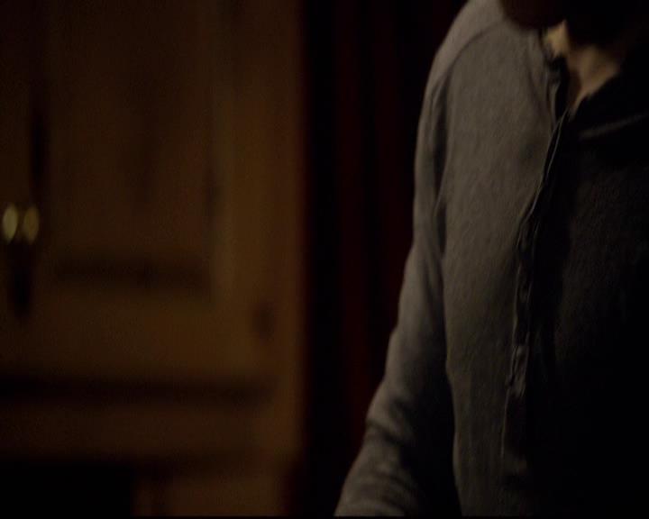 VampireDiariesWorld-dot-org_2x14CryingWolf0861.jpg
