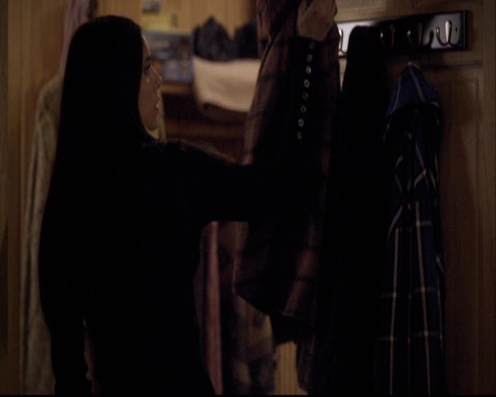 VampireDiariesWorld-dot-org_2x14CryingWolf0919.jpg