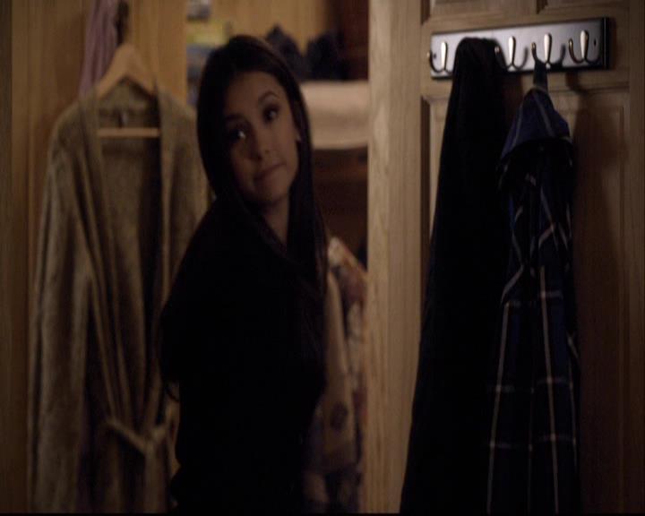 VampireDiariesWorld-dot-org_2x14CryingWolf0920.jpg