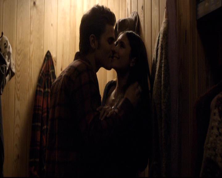 VampireDiariesWorld-dot-org_2x14CryingWolf0939.jpg