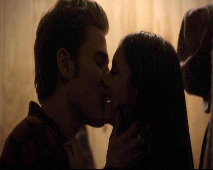 VampireDiariesWorld-dot-org_2x14CryingWolf0943.jpg