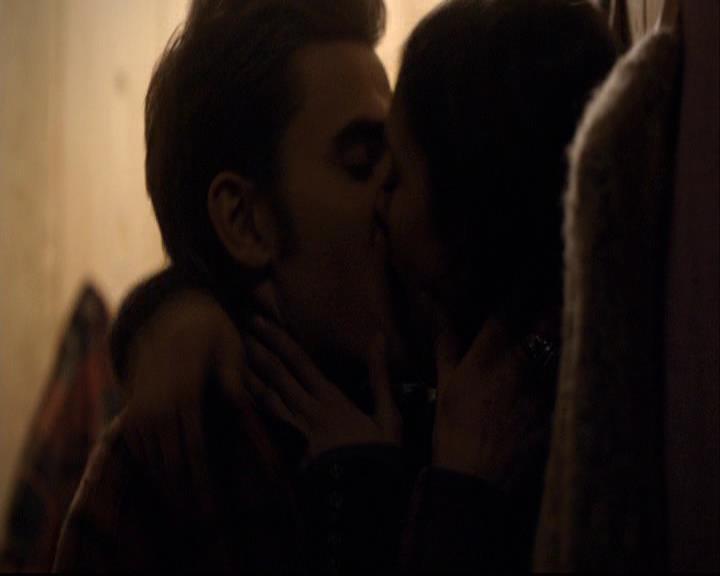 VampireDiariesWorld-dot-org_2x14CryingWolf0945.jpg