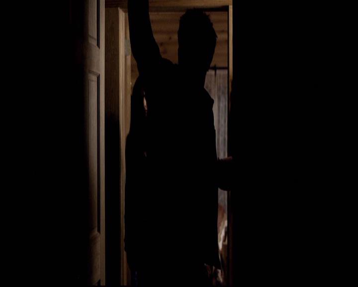 VampireDiariesWorld-dot-org_2x14CryingWolf0987.jpg