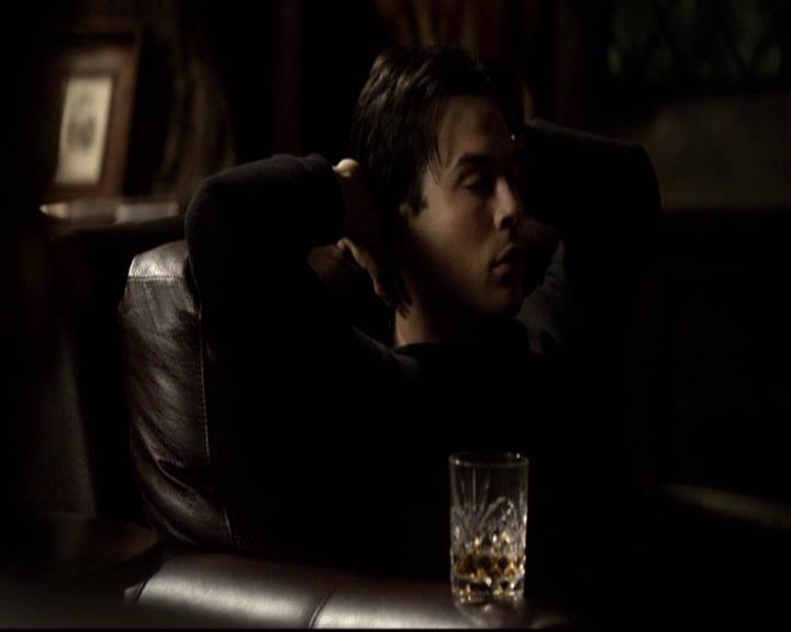VampireDiariesWorld-dot-org_2x14CryingWolf1131.jpg