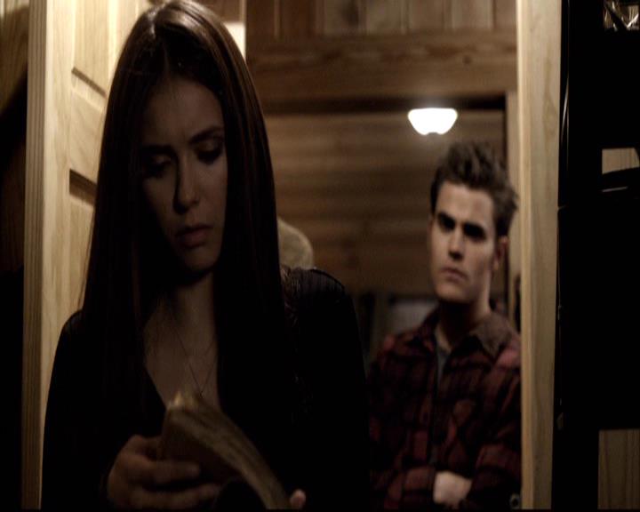 VampireDiariesWorld-dot-org_2x14CryingWolf1199.jpg
