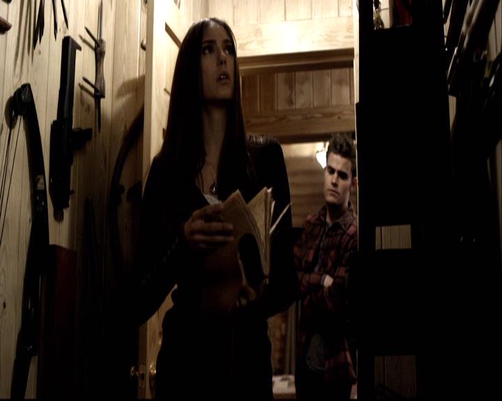 VampireDiariesWorld-dot-org_2x14CryingWolf1203.jpg