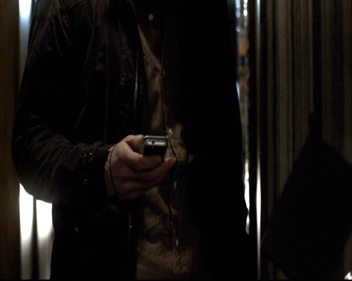 VampireDiariesWorld-dot-org_2x14CryingWolf1221.jpg