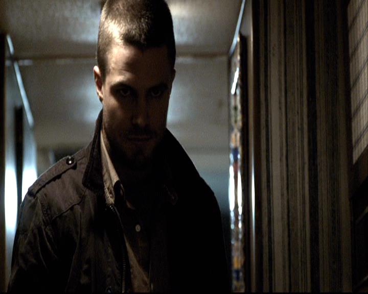 VampireDiariesWorld-dot-org_2x14CryingWolf1223.jpg