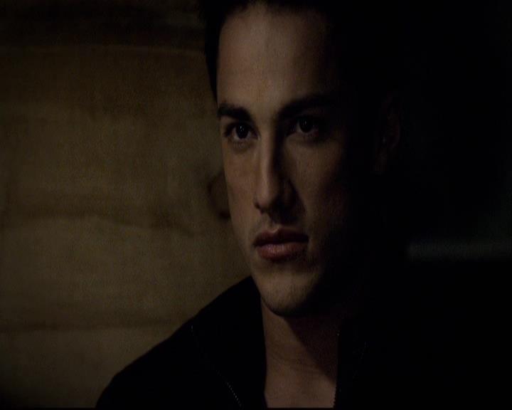 VampireDiariesWorld-dot-org_2x14CryingWolf1250.jpg