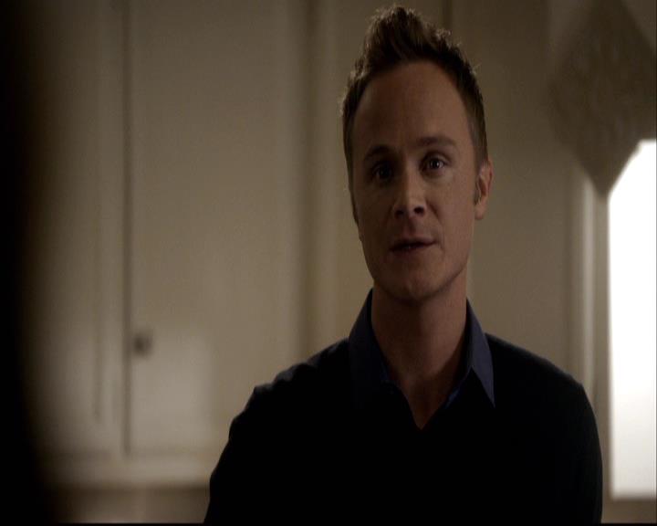 VampireDiariesWorld-dot-org_2x14CryingWolf1299.jpg
