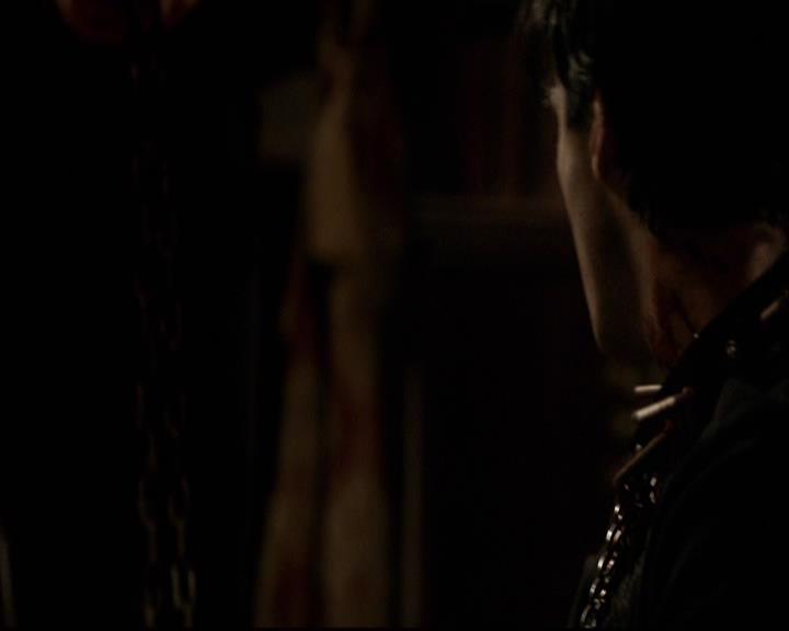 VampireDiariesWorld-dot-org_2x14CryingWolf1350.jpg