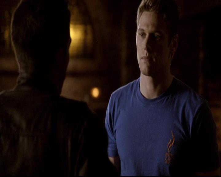 VampireDiariesWorld-dot-org_2x14CryingWolf2106.jpg
