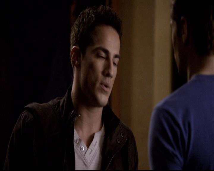 VampireDiariesWorld-dot-org_2x14CryingWolf2115.jpg
