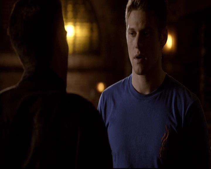 VampireDiariesWorld-dot-org_2x14CryingWolf2120.jpg