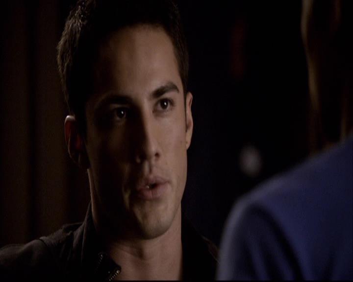 VampireDiariesWorld-dot-org_2x14CryingWolf2128.jpg