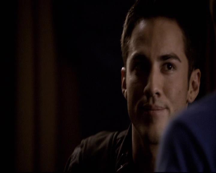 VampireDiariesWorld-dot-org_2x14CryingWolf2149.jpg