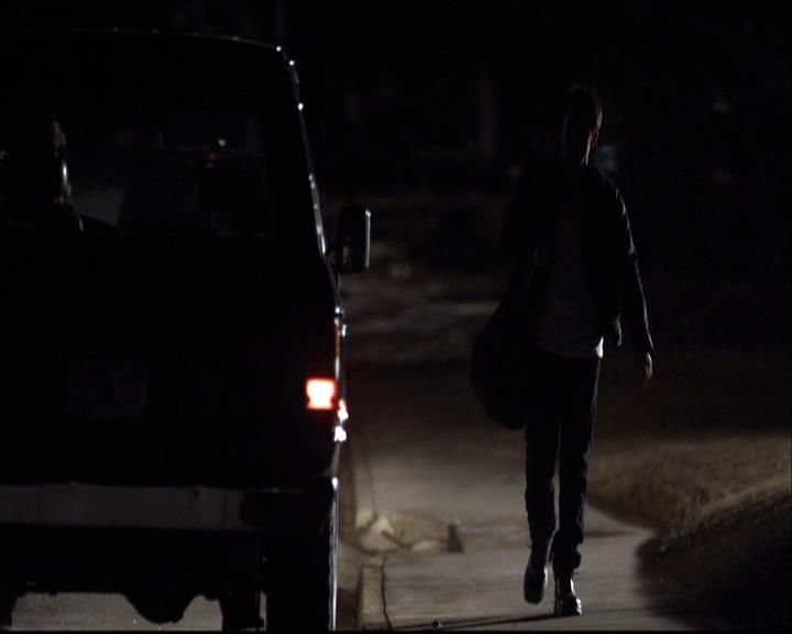 VampireDiariesWorld-dot-org_2x14CryingWolf2184.jpg